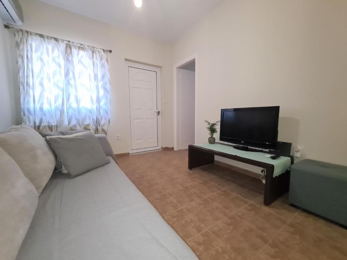 Mtc-Sfs Apartment By The Sea And Airport Πόρτο Ράφτη Εξωτερικό φωτογραφία